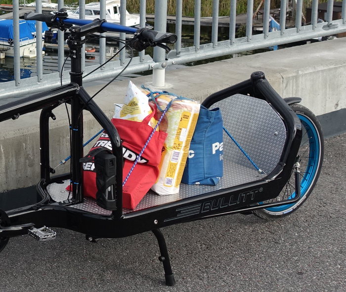 Egenbyggd lastyta i aluminium på min Bullitt
